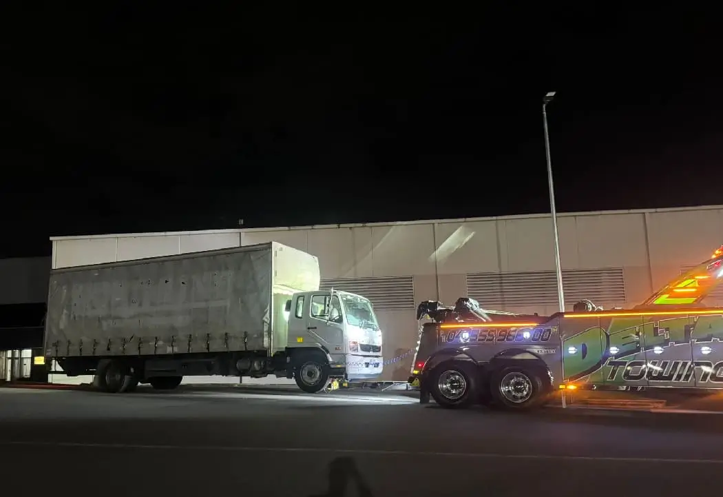 Delta Heavy Towing heavy haulage prime mover