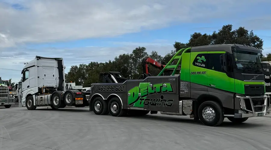 Truck Towing by Delta Heavy Towing
